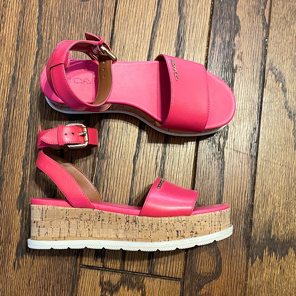 NWOT Coach Talulah Sandals Magenta Womens 5.5